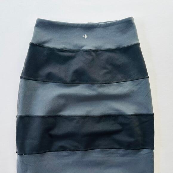 Lululemon Yoga Over Skirt Coal Black Size 4 Pencil Midi Straight Slim Bodycon - Picture 6 of 7